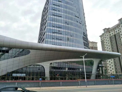 柳江學(xué)校鋁單板專業(yè)供貨——鋁樂生產(chǎn)助力高質(zhì)量校園建設(shè)